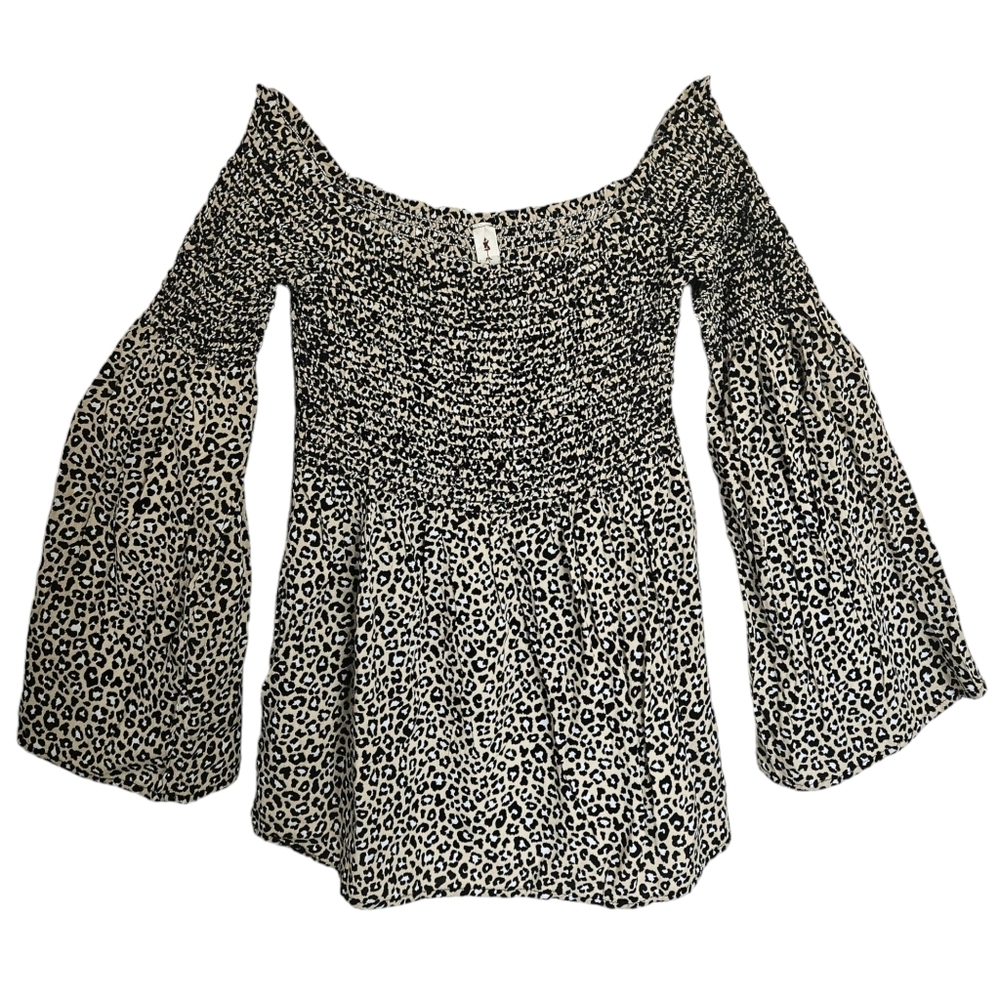 Vanilla Bay off-the-shoulder bell sleeve‎ leopard print top